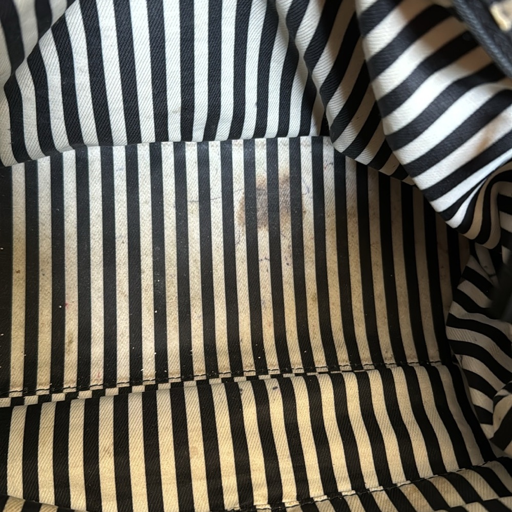 Kate Spade brown leather hand back with striped interior. - Picture 6 of 6